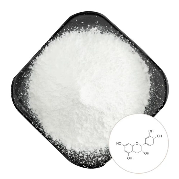 Epicatechin powder on a black dish with an inset of its molecular structure showing the flavan-3-ol framework