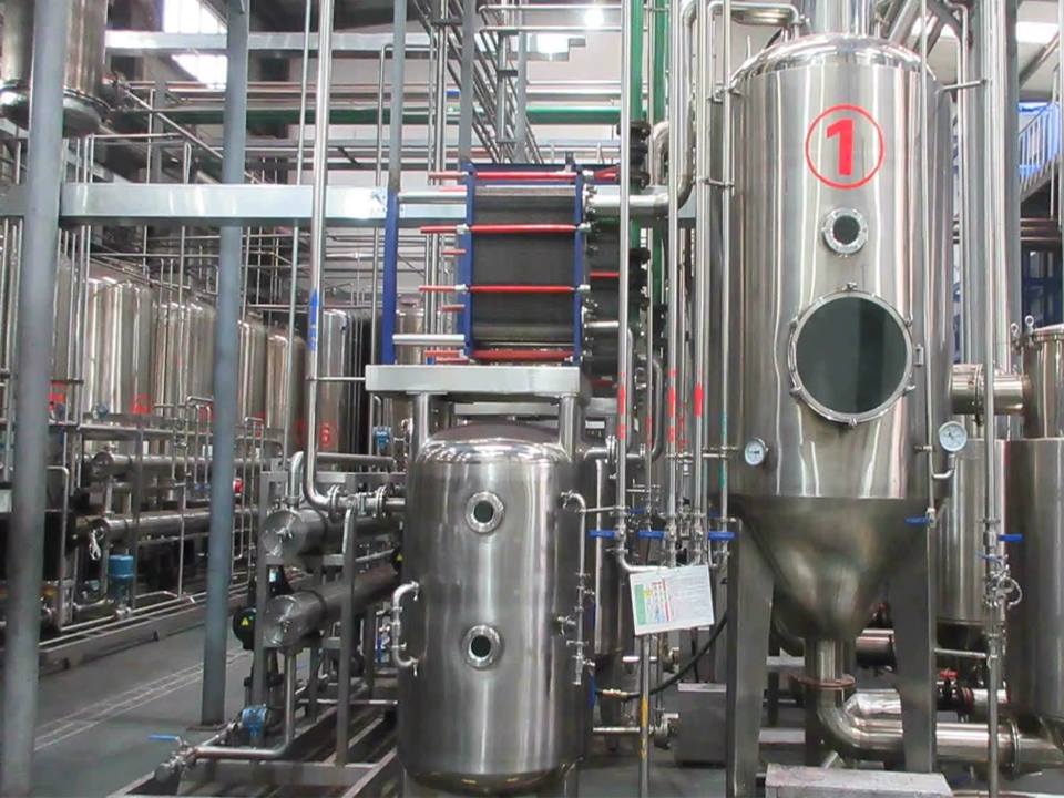Industrial botanical extraction processes affecting plant extract ratios, manufacturing yields, and ingredient consistency.